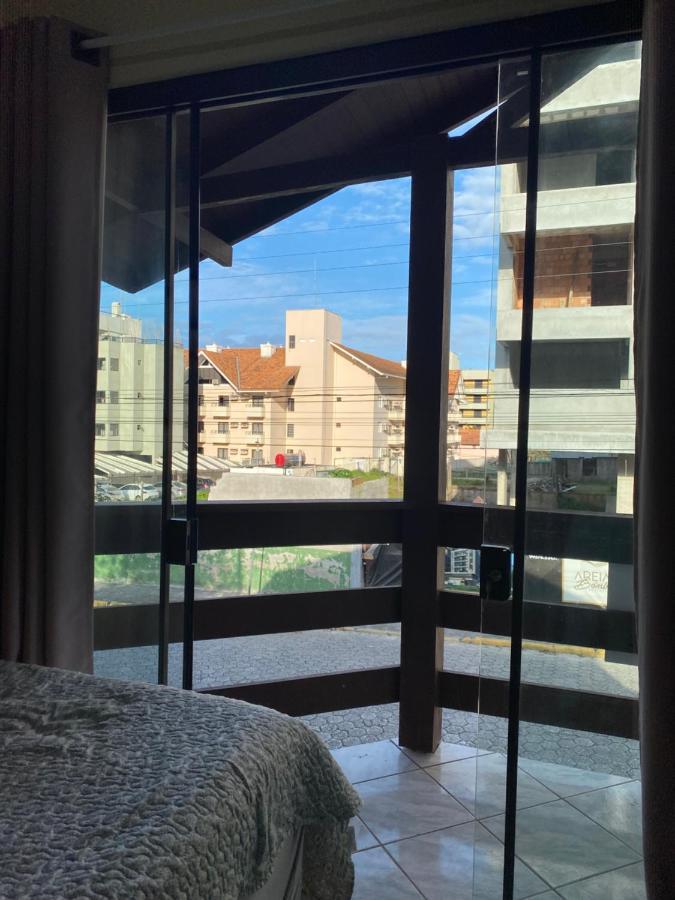 Apartamentos Vo Lela Bombinhas Eksteriør bilde